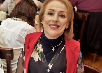 Σε ηλικία 44 ετών “έφυγε” η Ελένη Καϊμά, η πρόεδρος της ΑΡΩΓΗΣ που έκανε κίνημα τη συγκέντρωση καπακιών για καλό σκοπό