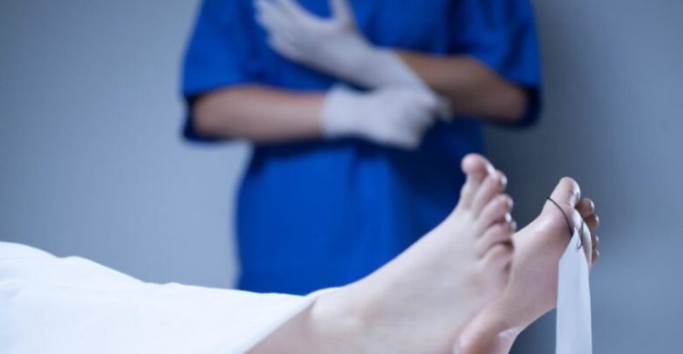 Σήμερα στη Λάρισα η νεκροψία για την 52χρονη γυναίκα που σκοτώθηκε από κεραυνό στη Σκόπελο – Είχε προηγηθεί μεγάλος θόρυβος την μεταφορά της
