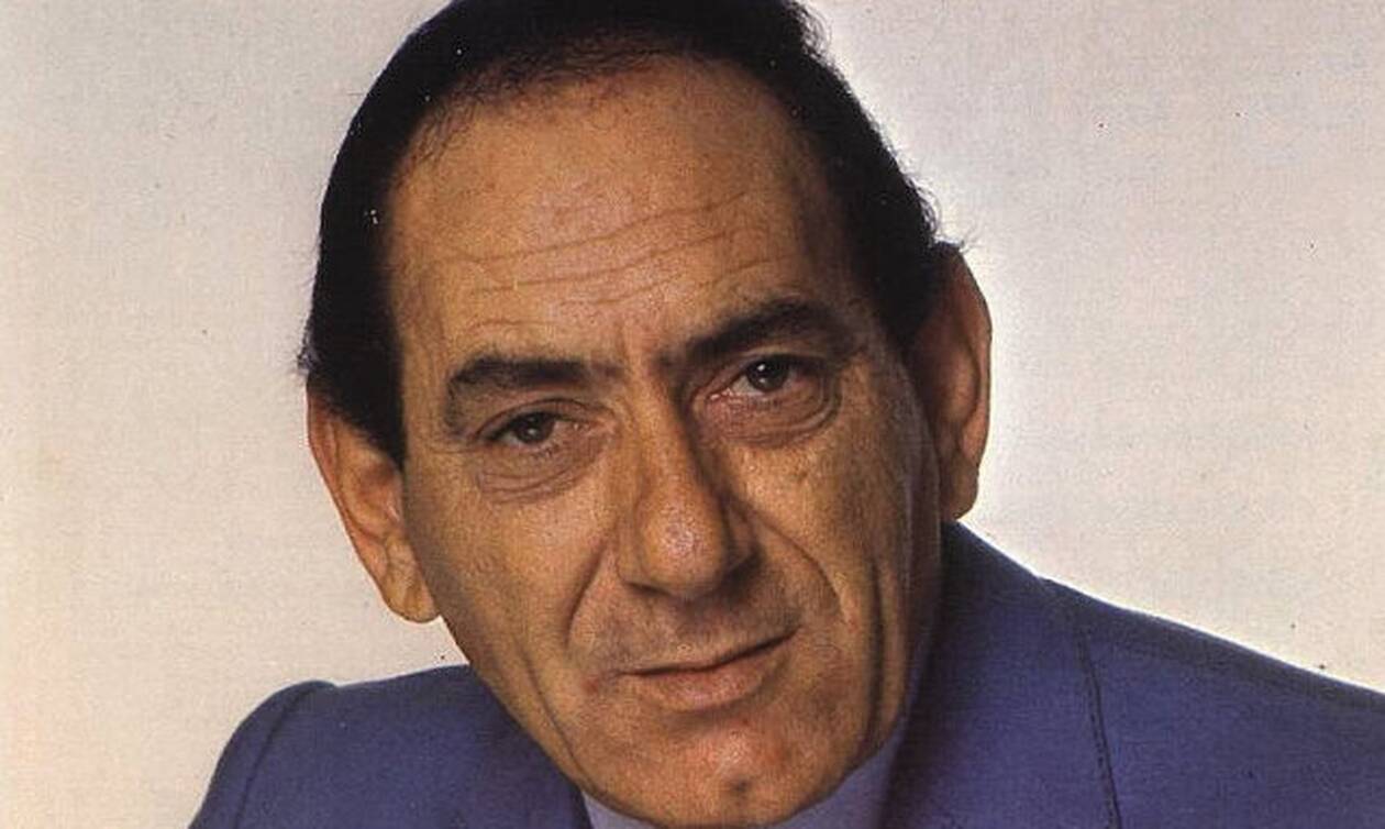 Σαν σήμερα το 1990 πεθαίνει ο τραγουδιστής Στράτος Διονυσίου