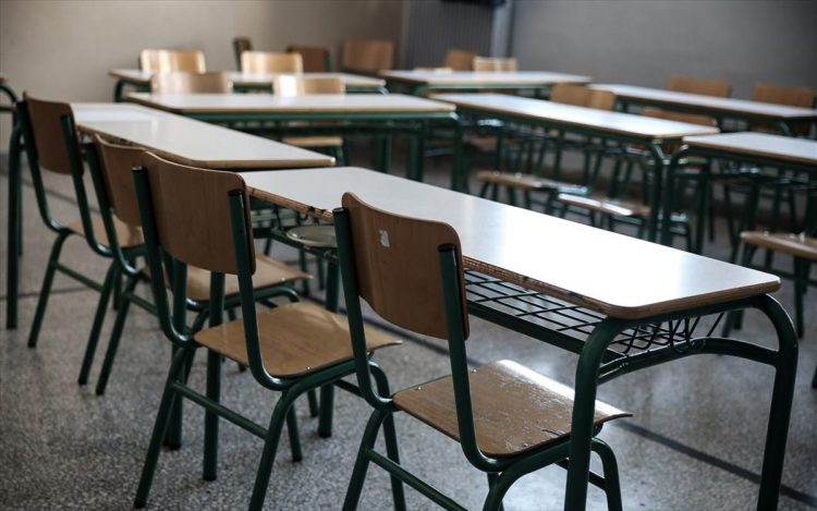 Με άδειες αίθουσες τα σχολεία των Τρικάλων-Παρατηρείται κλιμακούμενη μείωση μαθητών τις τελευταίες μέρες