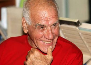 Νίκος Αλέφαντος: Τελευταίο αντίο στο «παλικάρι» των ελληνικών γηπέδων