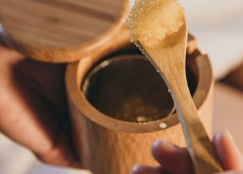 3 τέλεια DIY scrub προσώπου που μπορείς να φτιάξεις εύκολα στο σπίτι