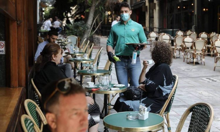 Εστίαση: Ανοίγουν σήμερα οι εσωτερικοί χώροι -Τη Δευτέρα τα νυχτερινά κέντρα