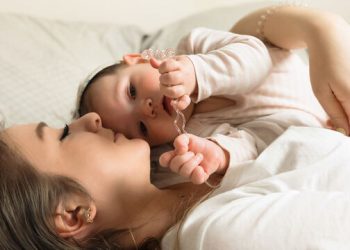 Tέσσερα κοινά λάθη που κάνουν οι νέες μαμάδες