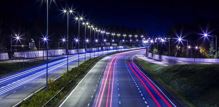 7.700 οδοφωτιστικά LED στους δρόμους της Περιφέρειας Θεσσαλίας