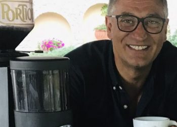 Ποιος είναι ο αγαπημένος καφές των επωνύμων;