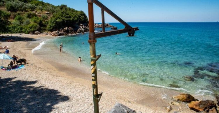 Δείτε φωτογραφίες: Ένα μικρό «διαμαντάκι» στις ακτές της Λάρισας που ελάχιστοι γνωρίζουν! Φανταστική θάλασσα με καθαρά διάφανα νερά