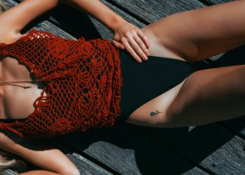 Καλλίγραμμα πόδια στην παραλία; Κάνε αυτές τις ασκήσεις