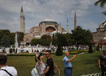 Αγία Σοφία: Σήμερα κρίνεται το μέλλον της – «Χαστούκι» στον Ερντογάν από την Unesco
