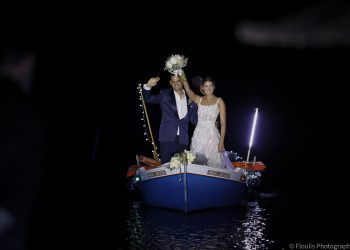 Με αύρα θαλασσινή ο γάμος του Τάσου Κολτσίδα με την Ελένη Κυπριζλή