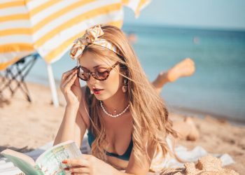 7 tips για να αντιμετωπίσεις το έγκαυμα από τον ήλιο