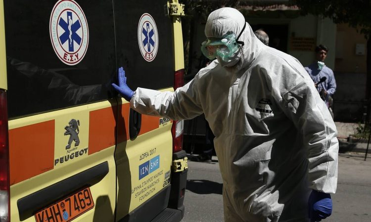 Λευκάδα: Θετική στον κορονοϊό πενταμελής οικογένεια Σέρβων