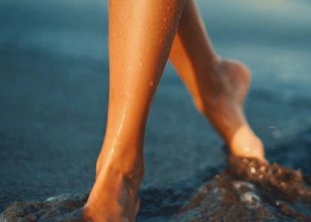 Υγιή και όμορφα πόδια το καλοκαίρι: Οι συμβουλές του ποδολόγου