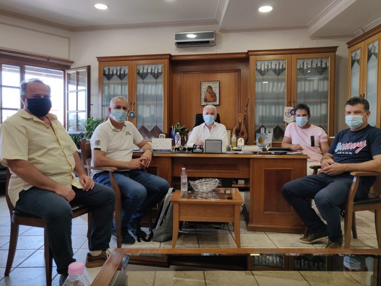 Τον Δήμαρχο Μετεώρων επισκέφθηκε ο νέος Διευθυντής της Πρωτοβάθμιας Εκπαίδευσης