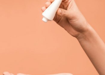 3 beauty hacks που πρέπει να σταματήσεις να κάνεις εδώ και τώρα