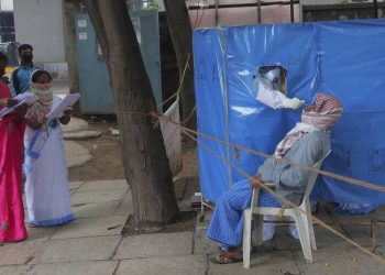 Κορονοϊός – Ινδία: 77.266 κρούσματα σε 24 ώρες