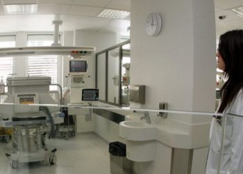 Λάρισα: Θετικά νέα – Αποσωληνώθηκε η 27χρονη γιατρός από το Πανεπιστημιακό Λάρισας