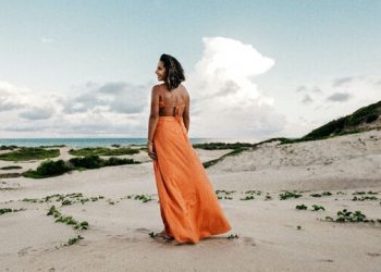 Τα καλοκαιρινά fashion trends που ταιριάζουν σε κάθε σιλουέτα και αξίζει να γνωρίζεις