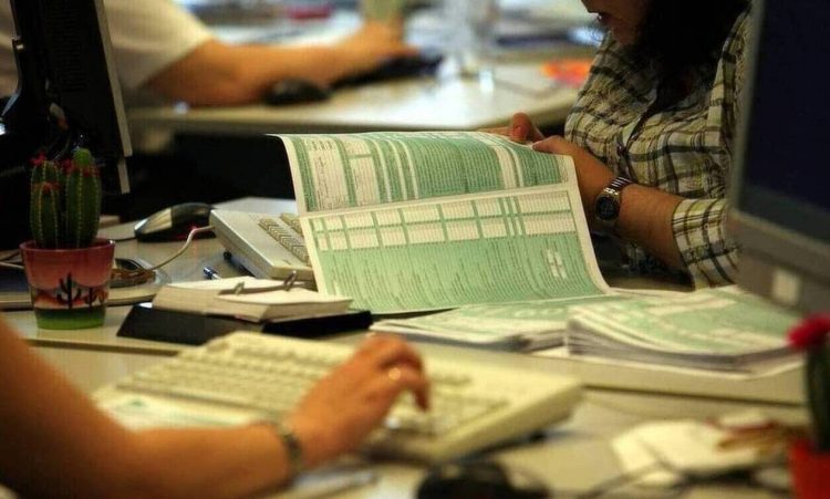 Φορολογικές δηλώσεις 2020: Παράταση στην προθεσμία υποβολής τους – Δείτε μέχρι πότε