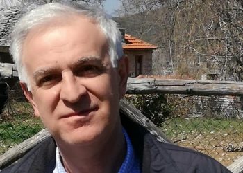 Δεν είναι στραβός ο γιαλός, εμείς στραβά αρμενίζουμε