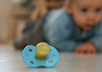 Μωρό και πιπίλα: Τι πρέπει να προσέξετε;