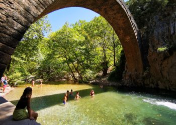 Στις δημοφιλείς πλαζ των Τρικάλων…