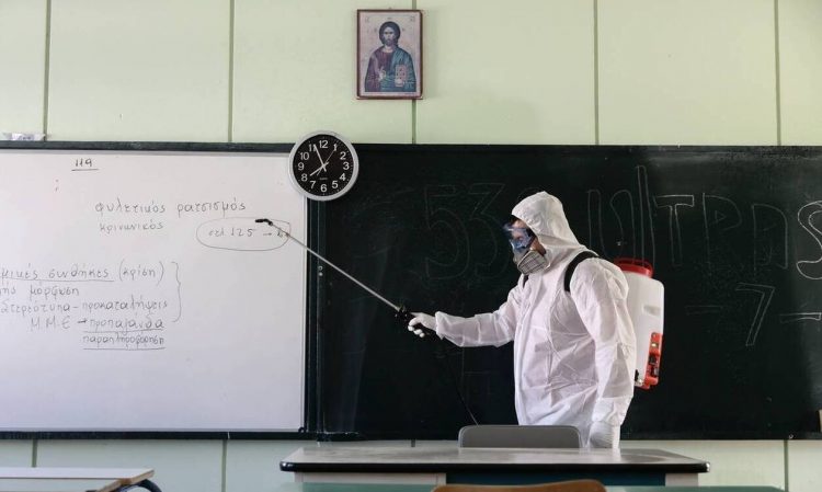Άνοιγμα σχολείων: Καμία αλλαγή – Δείτε πότε θα χτυπήσει το πρώτο κουδούνι