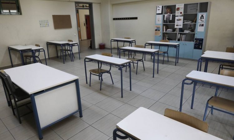 Άνοιγμα σχολείων: Πυρετώδεις προετοιμασίες για την επιστροφή των μαθητών