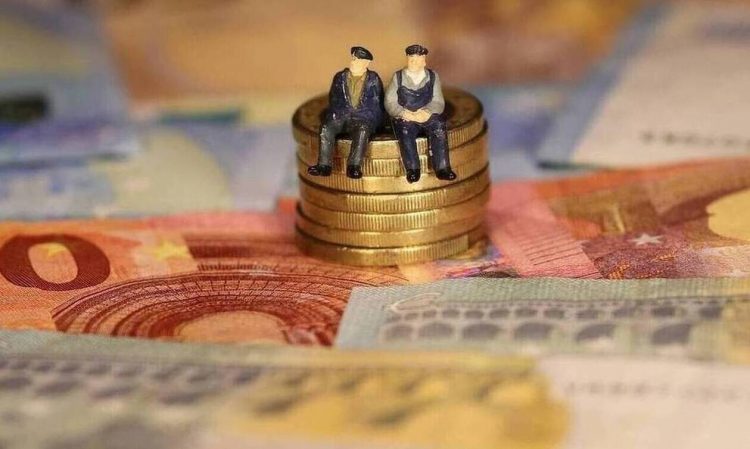 Σύνταξη πριν τα 62: Ποιοι και πώς θα την πάρουν