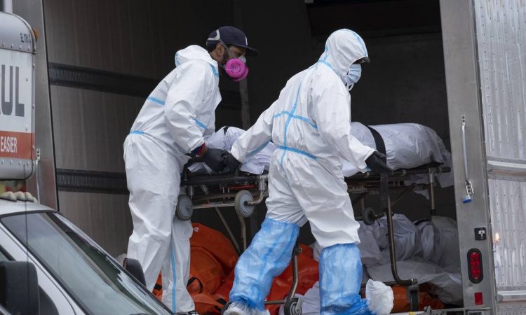 Κορονοϊός – ΗΠΑ: 1.199 νεκροί σε 24 ώρες – Στα 5,84 εκατ. τα κρούσματα