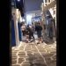 Μύκονος: Καρέ-καρέ το άγριο ξύλο με τον Μαγκουάιρ – Στα κρατητήρια Σύρου ο αρχηγός της Γιουνάιτεντ