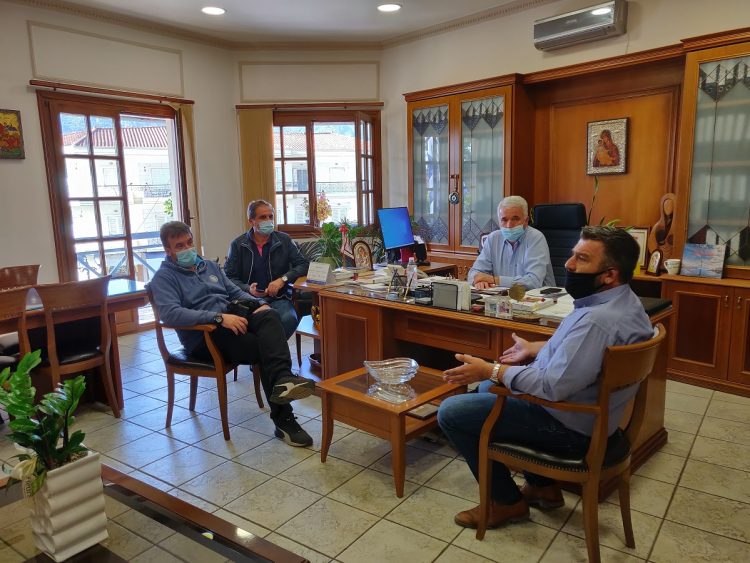 Τον Δήμαρχο Μετεώρων επισκέφθηκε ο Πρόεδρος της ΠΟΕ – ΟΤΑ
