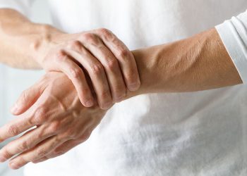 Ρευματοειδής αρθρίτιδα: Ποια η σχέση της με την καρδιοπάθεια