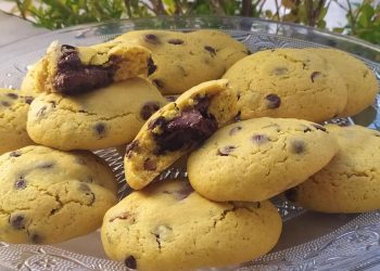 Cookies με σοκολάτα και γέμιση μερέντας