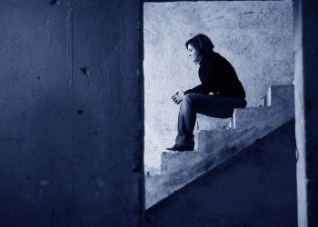 Άγχος, στρες, κατάθλιψη στην εφηβεία: Πόσο αυξάνουν τον κίνδυνο κατάθλιψης στην ενήλικη ζωή