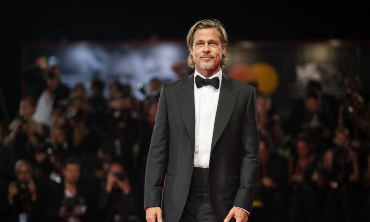 Τι σχέση έχει ο Brad Pitt με τον σύζυγο της Nicole Poturalski;