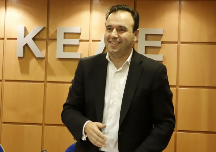 Παπαστεργίου για μάσκες: Η Αυτοδιοίκηση στα δύσκολα δίνει λύσεις εκεί που άλλοι σηκώνουν τα χέρια ψηλά