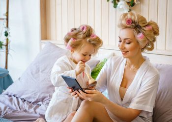 Τα καλύτερα beauty hacks για μαμάδες με βρεφικά προϊόντα