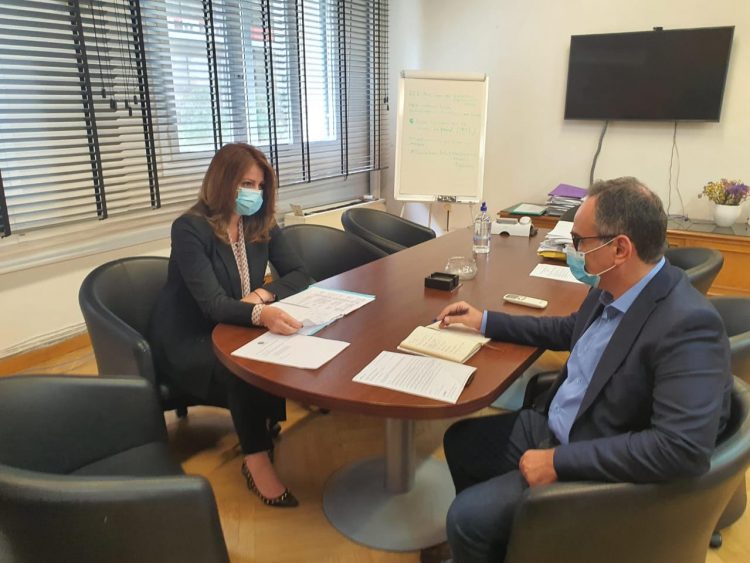 Τον Υφυπουργό Υγείας Κοντοζαμάνη επισκέφθηκε η Κατερίνα Παπακώστα Παλιούρα