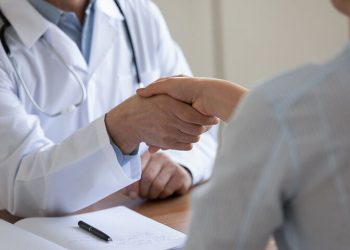 Πότε η χειραψία αποκαλύπτει τον κίνδυνο διαβήτη