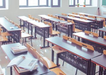 Τώρα μέτρα προστασίας για την υγεία  εκπαιδευτικών και μαθητών