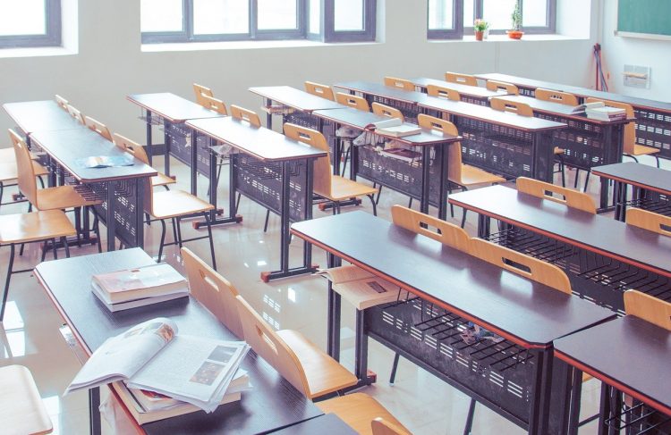 Τώρα μέτρα προστασίας για την υγεία  εκπαιδευτικών και μαθητών