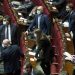 Πολιτικοί και πανδημία: Τα πρόσωπα που μολύνθηκαν από τον κορονοϊό