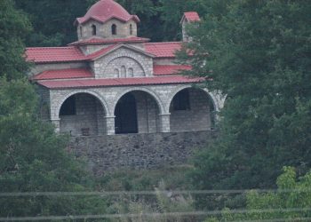 Ιερόσυλοι έκλεψαν εικόνες από τον Ιερό Ναό Αγίου Νικολάου στην Καλλιρρόη