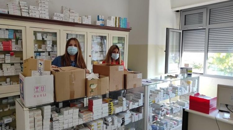Το Κοινωνικό Φαρμακείο Δ. Τρικκαίων ενίσχυσε την αντίστοιχη δομή του Δ. Καρδίτσας