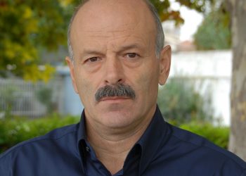 Καϊκης-Από το «συνεχίζονται»  εντατικά οι εργασίες φθάσαμε στο σταμάτησαν «οι εντατικές  εργασίες” στο στάδιο Τρικάλων