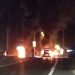 Ρομά απέκλεισαν την εθνική οδό στο ύψος του Τυρνάβου διαμαρτυρόμενη για τη δολοφονία του 18χρονου (φωτό)