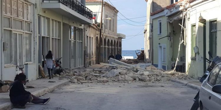 Σεισμός στη Σάμος: Θρήνος για τα δύο νεκρά παιδιά – Ανησυχία από τους συνεχείς μετασεισμούς