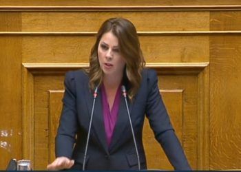 Υπέρ του αιτήματος να μην απαγορευθεί το κυνήγι η Κατερίνα Παπακώστα