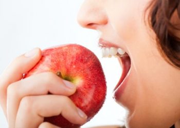 COVID-19: Η απώλεια δοντιών πιθανό νέο μακροχρόνιο σύμπτωμα